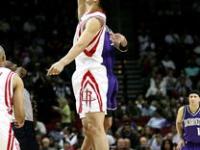 FB体育APP-巴西男篮鏖战墨西哥男篮，特雷杨制霸全场