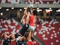 FB体育在线-年度焦点之战之夜，巴尔韦德刷新纪录，定义新时代中场标杆