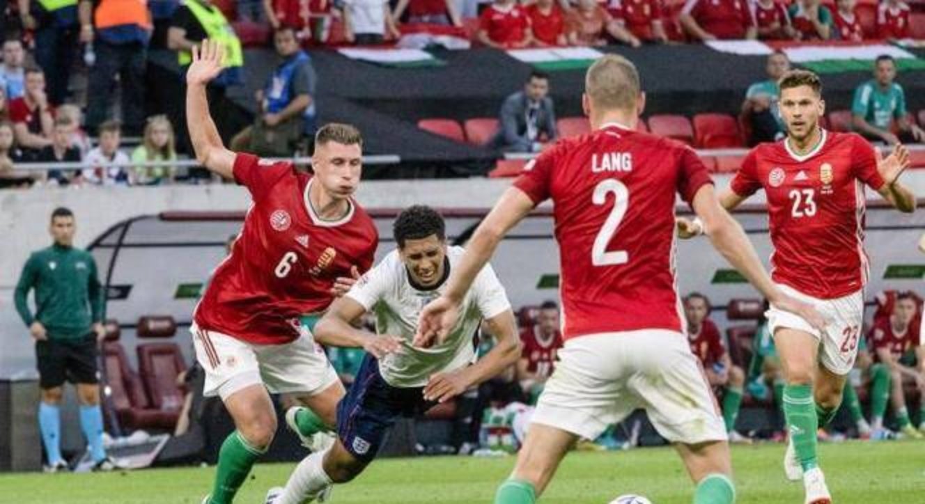 匈牙利队在对决中脱颖而出，锁定晋级名额