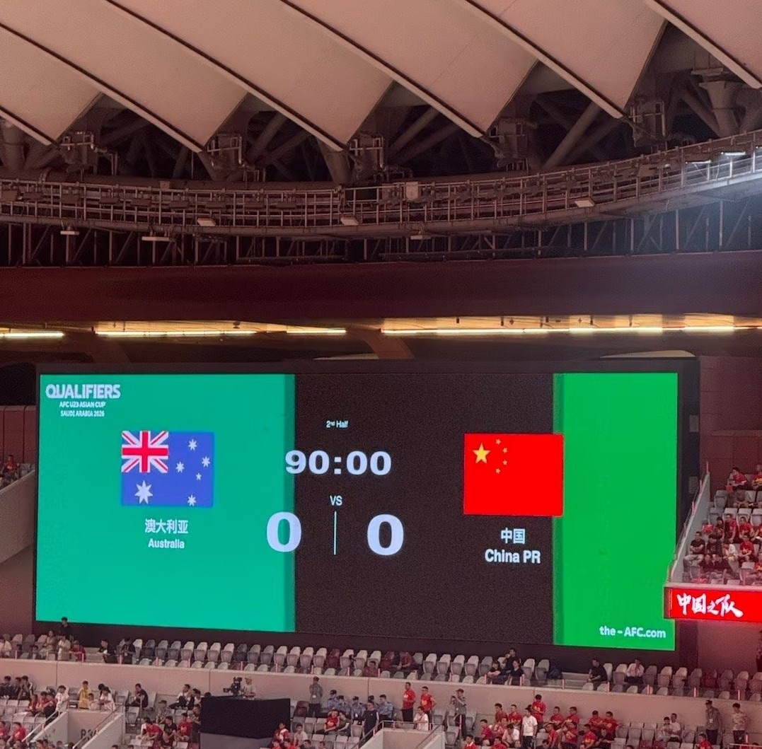 包含亚特兰大逆袭成功，晋级淘汰赛的词条