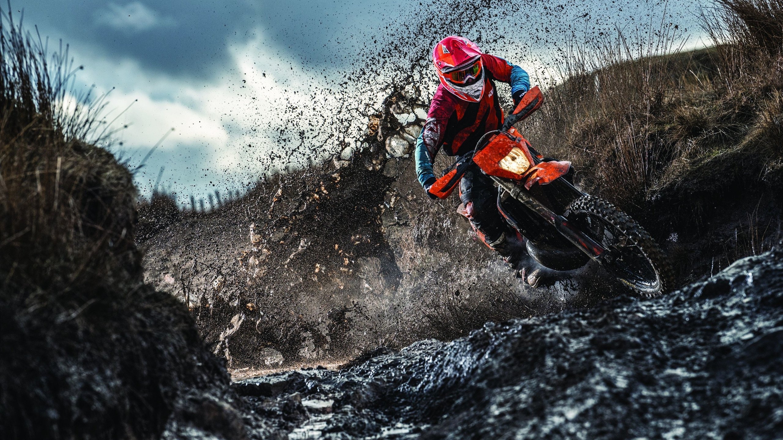 铁壁与利刃的对决，葡萄牙封锁克罗地亚，三笘薰化身关键先生